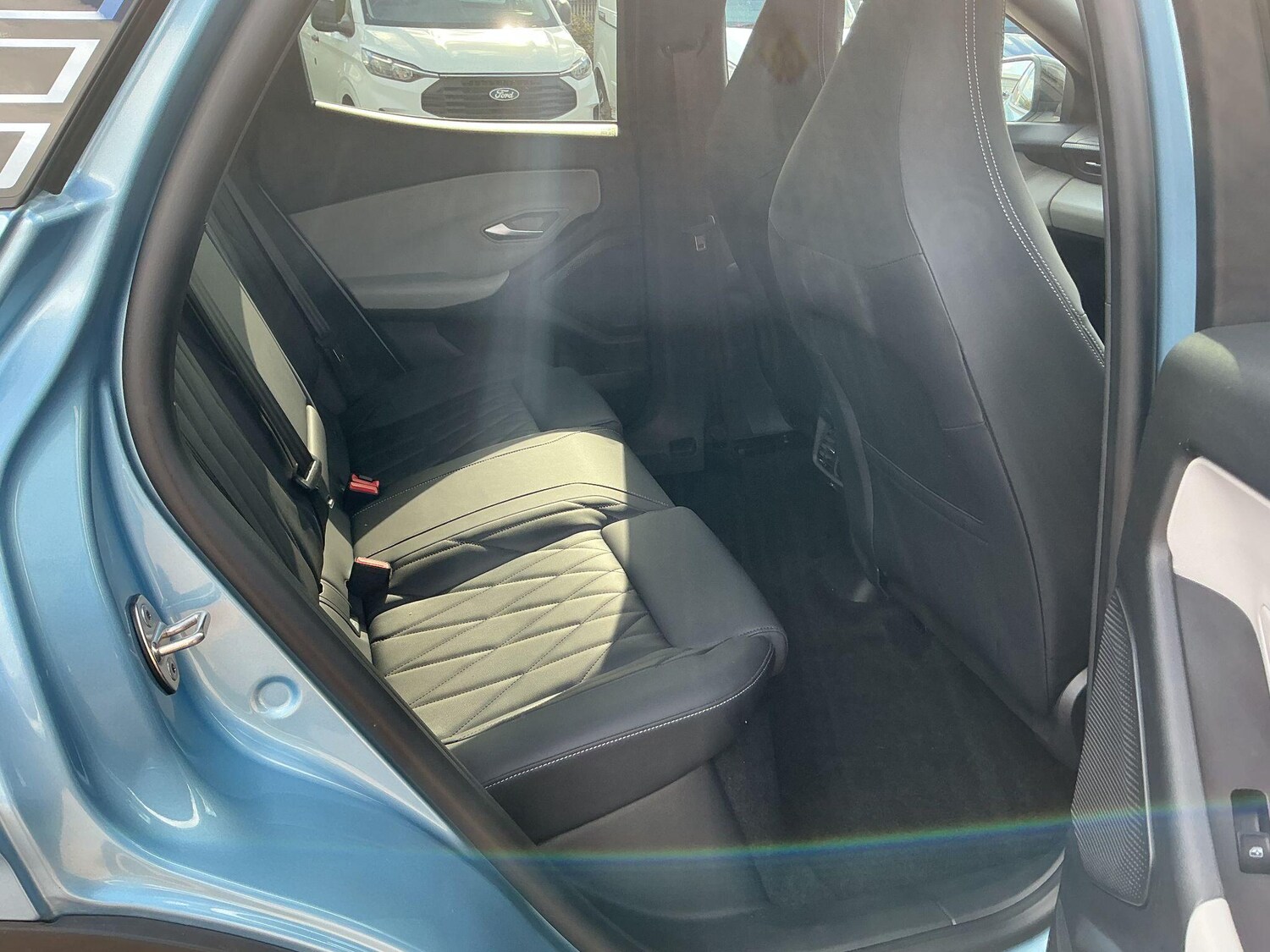 Used Ford Explorer 2024 for sale - 76122447: Photo 26