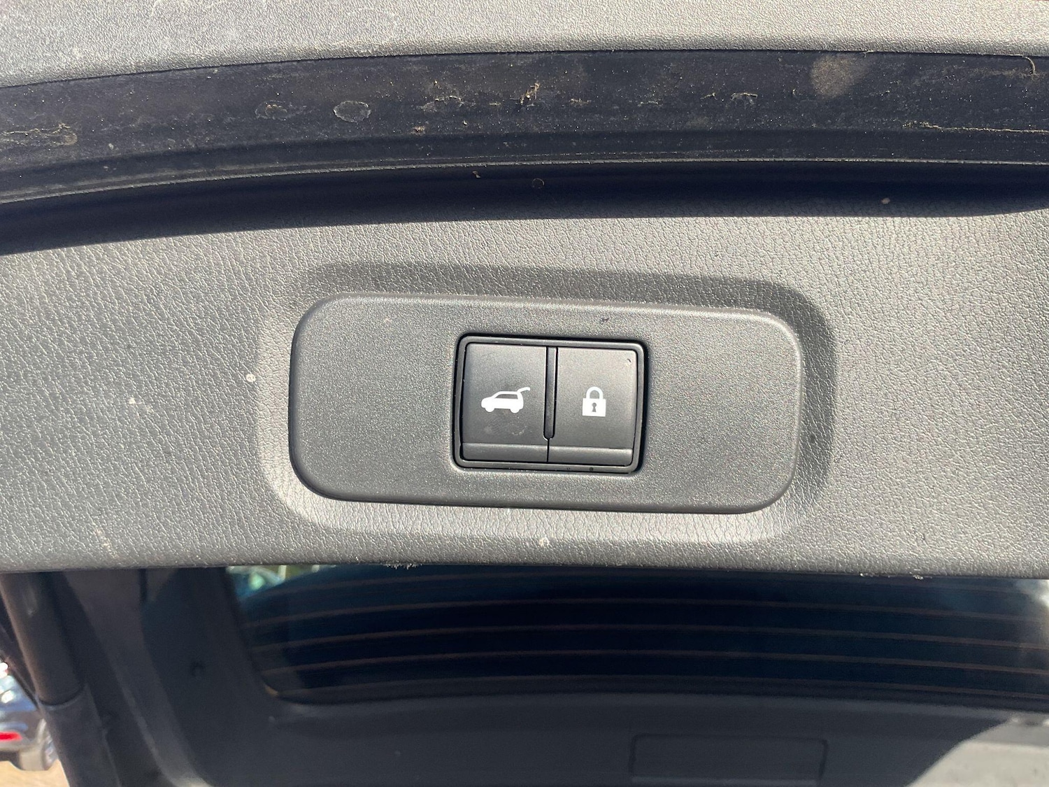 Used Nissan Qashqai for sale - 76996939: Photo 12