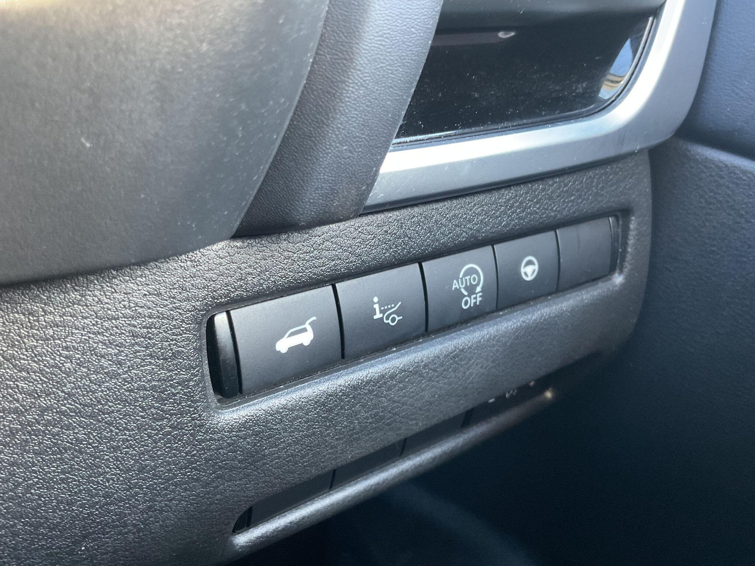 Used Nissan Qashqai for sale - 76996939: Photo 27