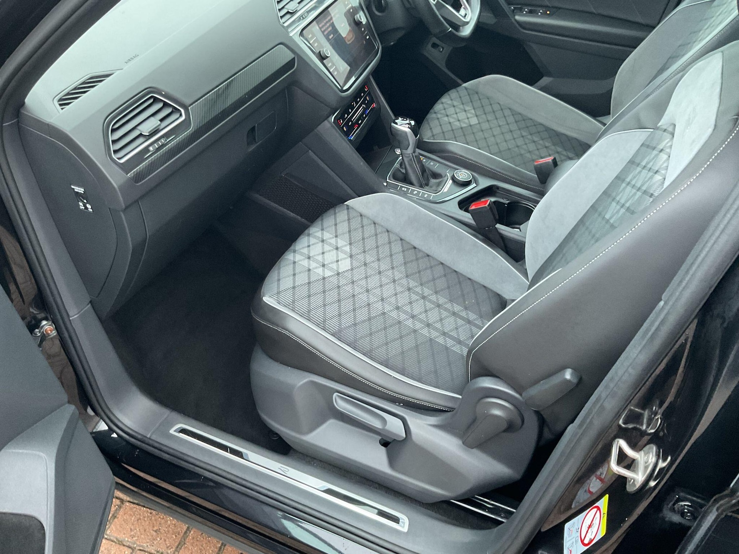 Used Volkswagen Tiguan 2022 for sale - 76994964: Photo 15