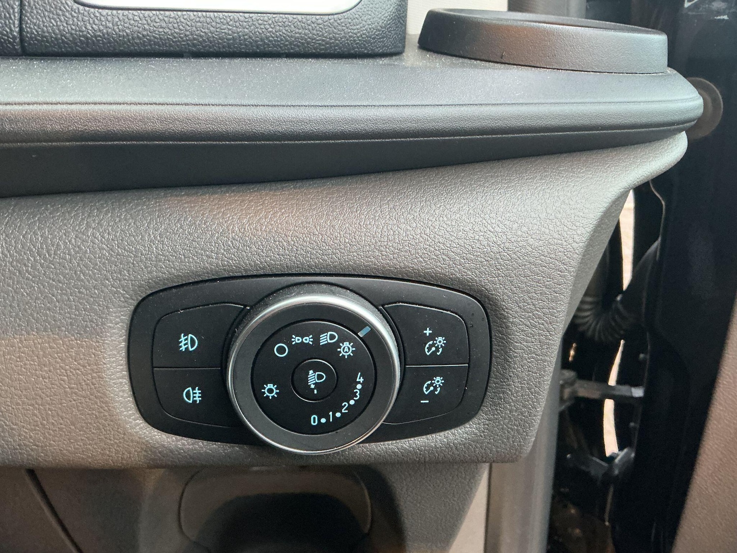 Used Ford Transit Custom 2023 for sale - 76886525: Photo 21