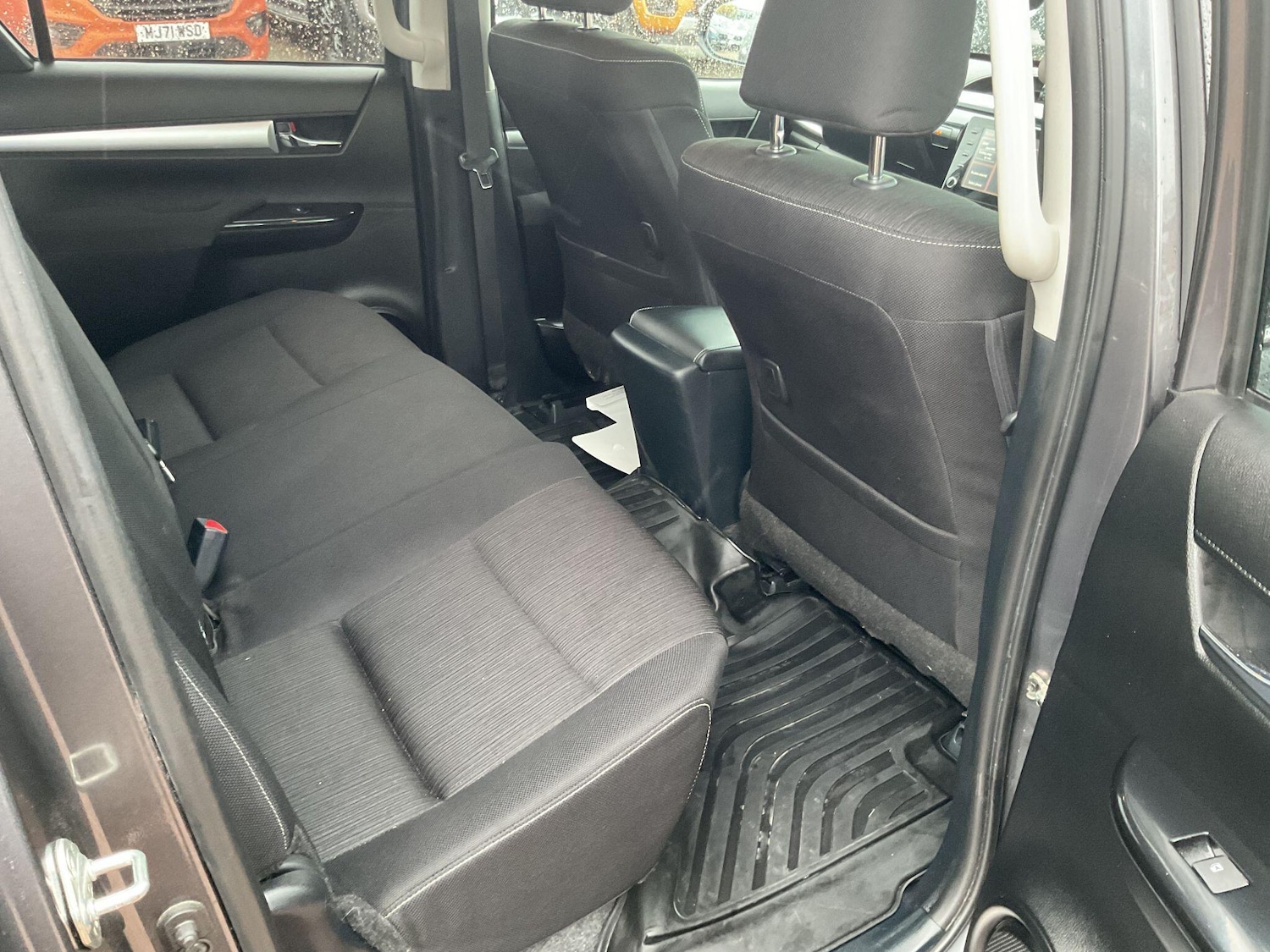 Used Toyota Hilux 2024 for sale - 76361298: Photo 11