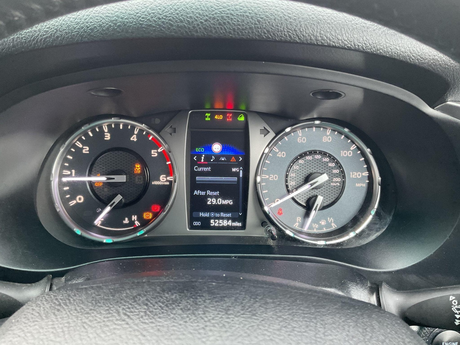 Used Toyota Hilux 2024 for sale - 76361298: Photo 15