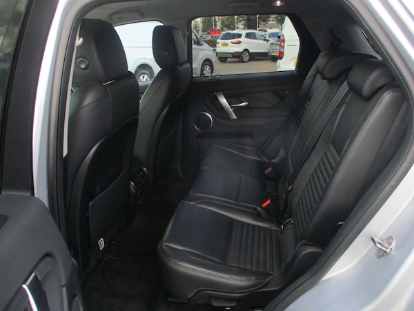 Used Land Rover Discovery Sport 2020 for sale - 76317835: Photo 10