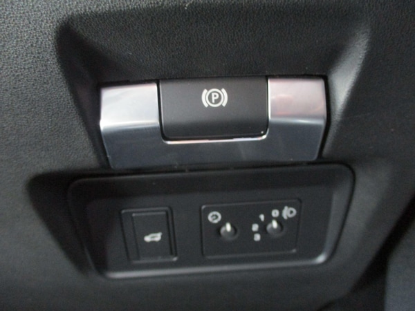 Used Land Rover Discovery Sport 2020 for sale - 76317835: Photo 22