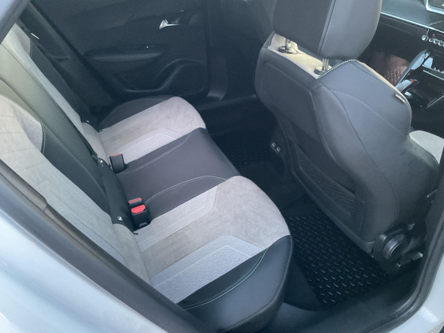 Used Peugeot 2008 2021 for sale - 76965175: Photo 11