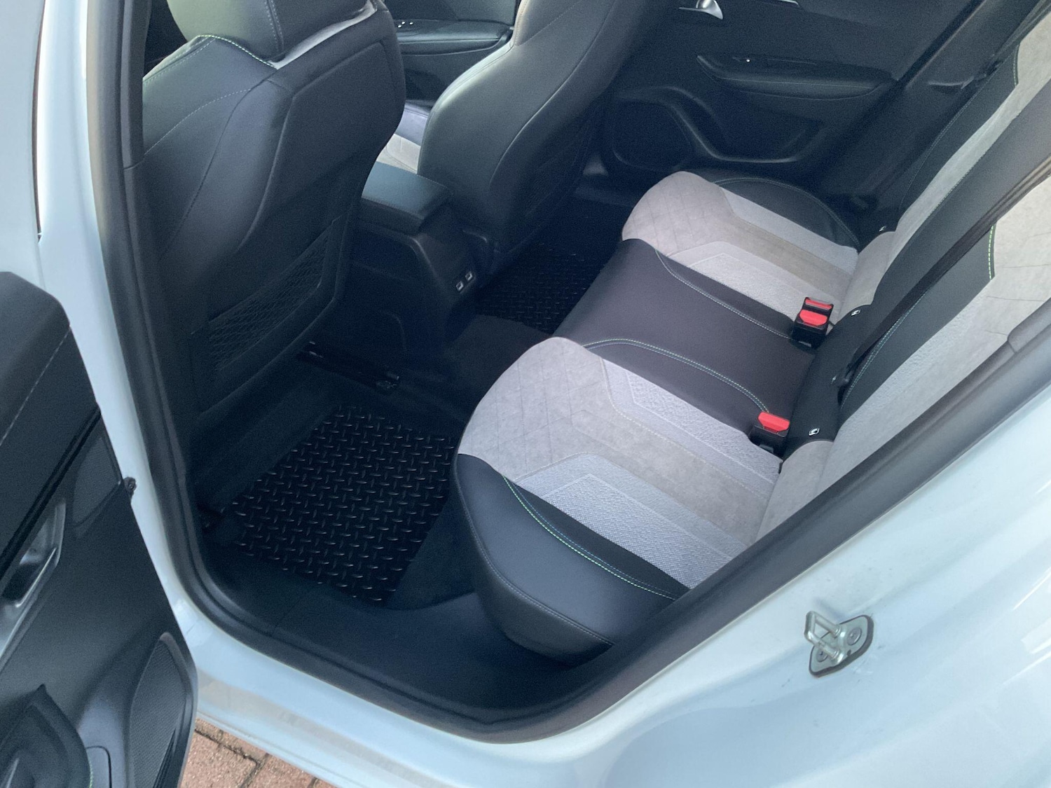 Used Peugeot 2008 2021 for sale - 76965175: Photo 13