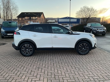 Used Peugeot 2008 2021 for sale - 76965175: Photo