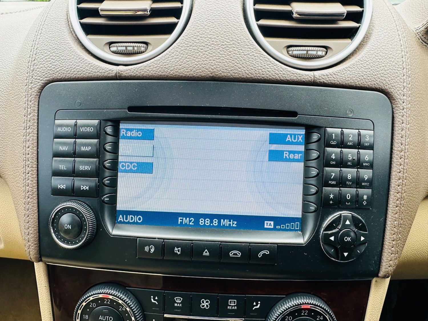 Used Mercedes-Benz GL Class 2007 for sale - 76991195: Photo 32