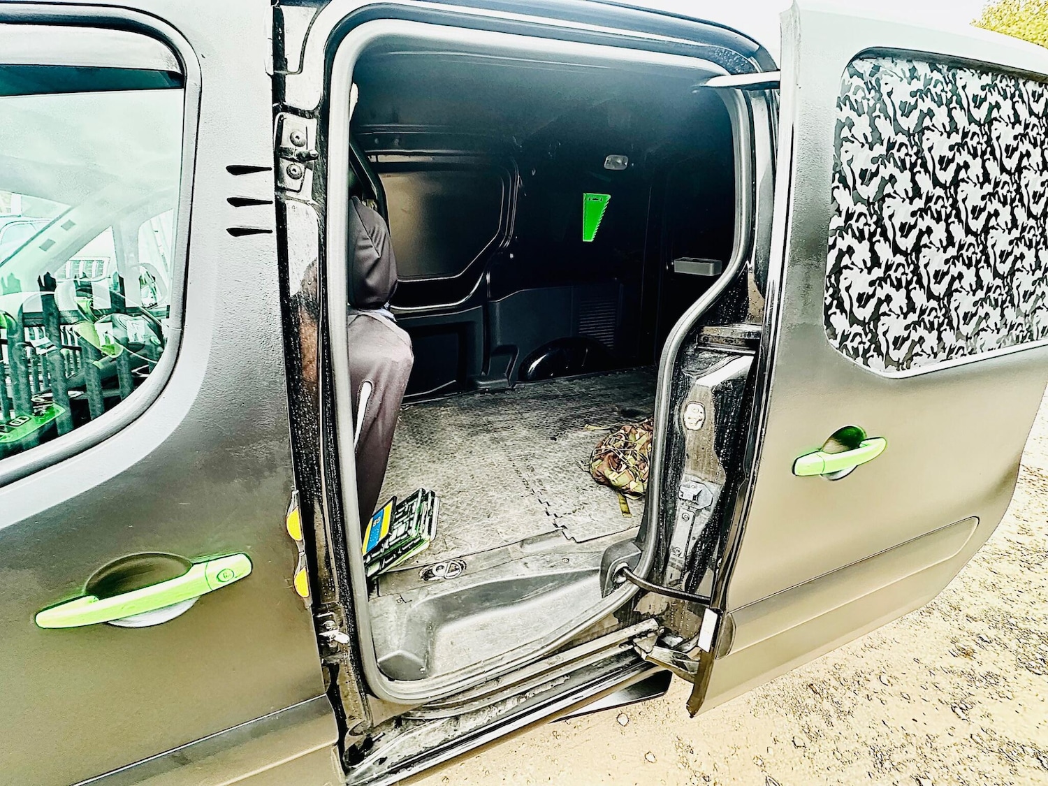 Used Citroen Berlingo 2015 for sale - 76976877: Photo 4