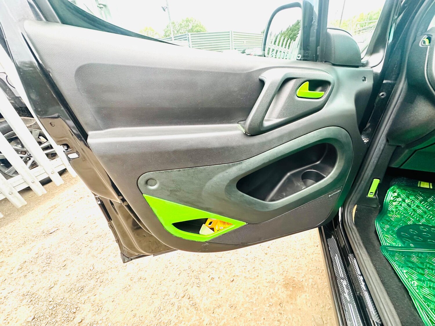 Used Citroen Berlingo 2015 for sale - 76976877: Photo 42