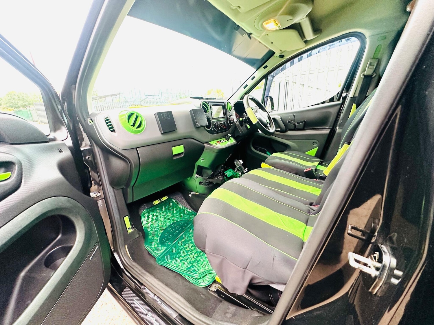 Used Citroen Berlingo 2015 for sale - 76976877: Photo 43