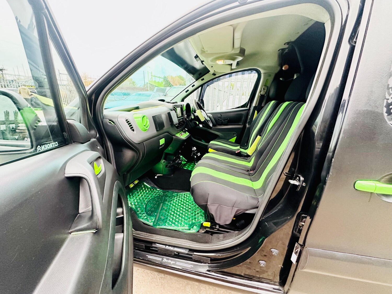 Used Citroen Berlingo 2015 for sale - 76976877: Photo 44