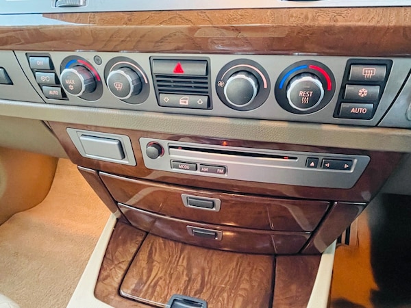 Used BMW 7 Series 2006 for sale - 74408189: Photo 25