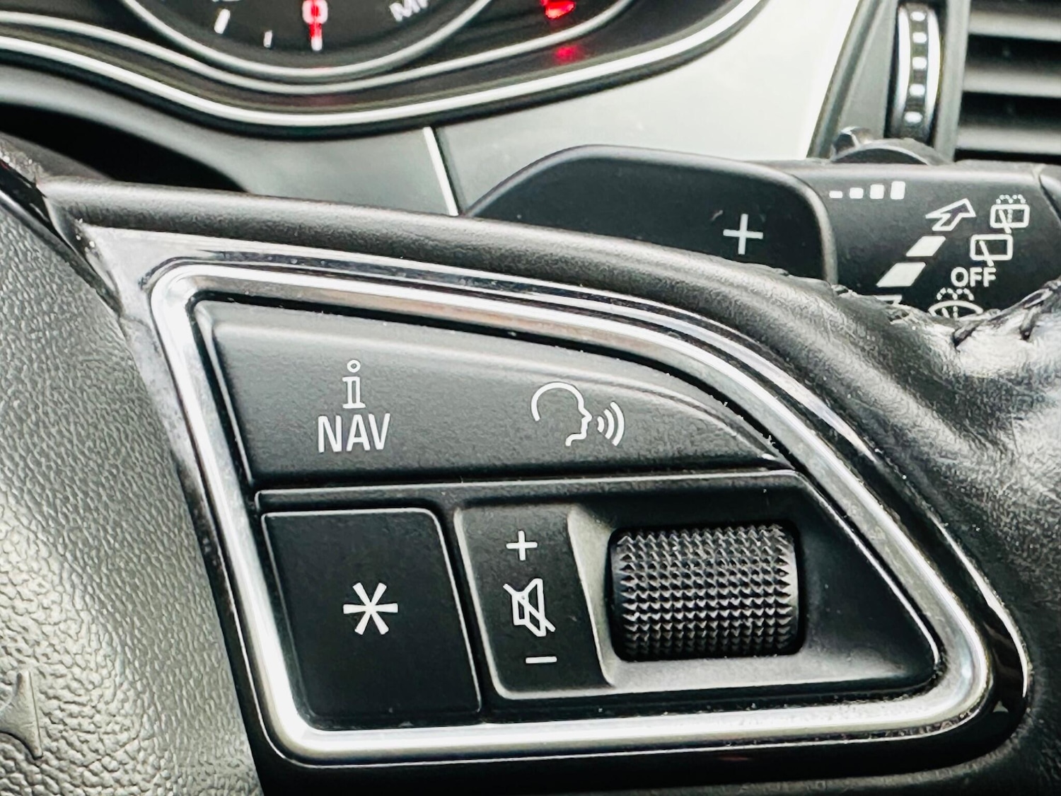 Used Audi A6 Allroad 2015 for sale - 75033749: Photo 31