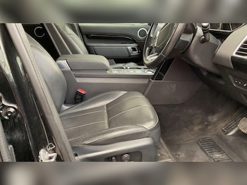 Used Land Rover Discovery 2018 for sale - 78347237: Photo