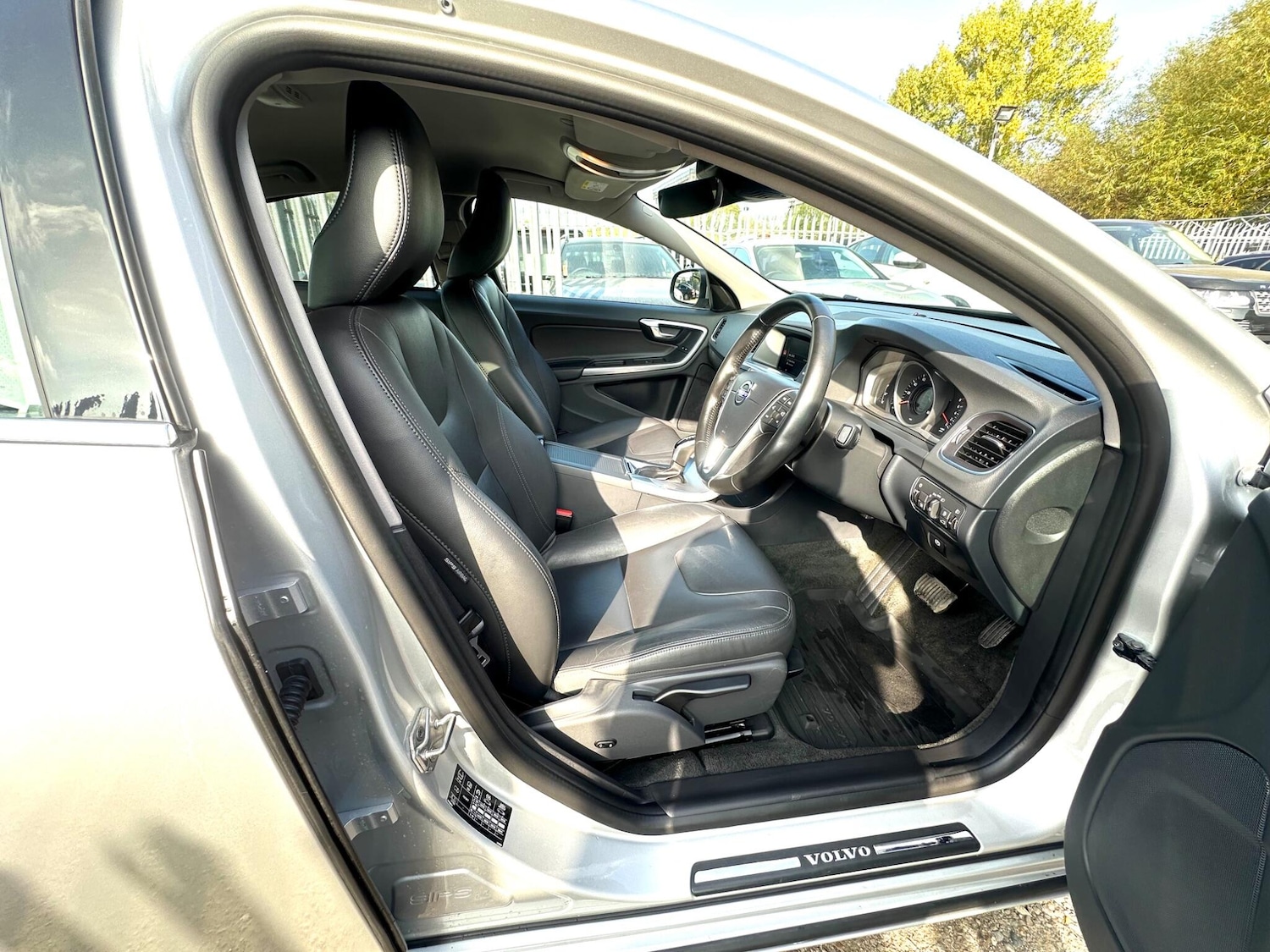 Used Volvo S60 2018 for sale - 76174662: Photo 16