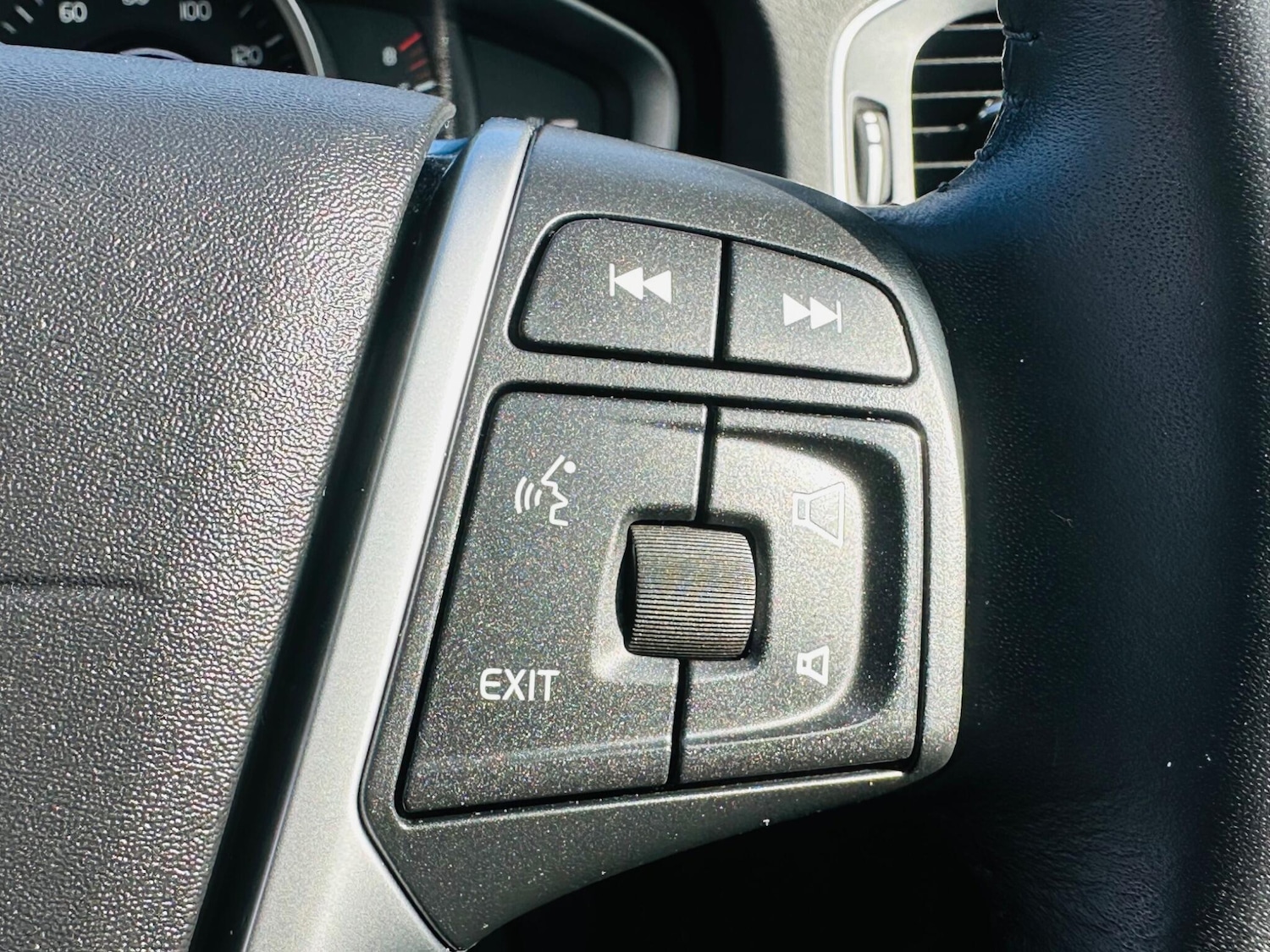 Used Volvo S60 2018 for sale - 76174662: Photo 27