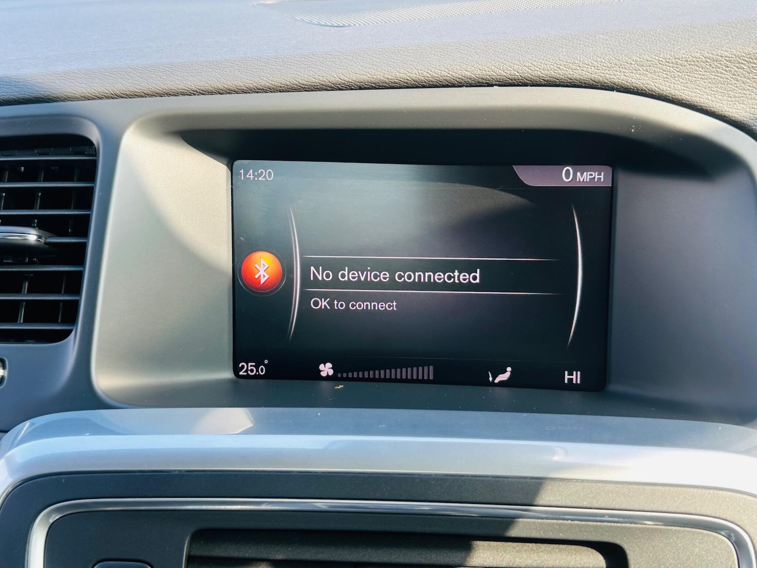 Used Volvo S60 2018 for sale - 76174662: Photo 32