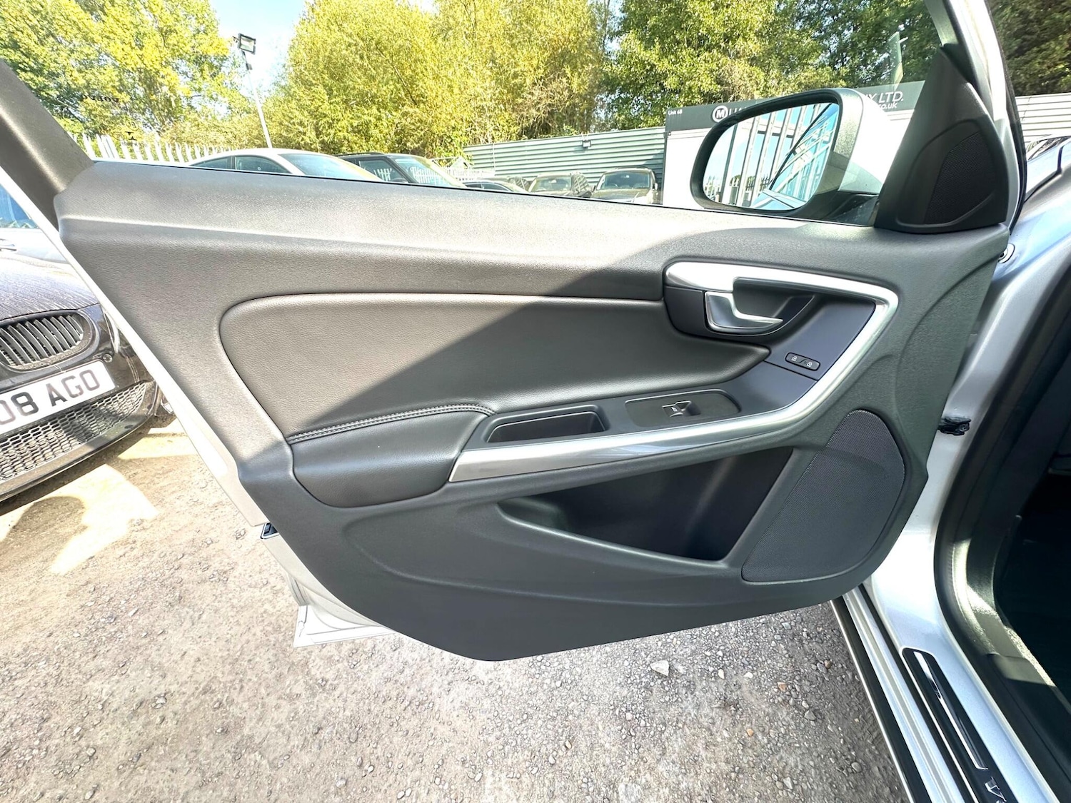 Used Volvo S60 2018 for sale - 76174662: Photo 51