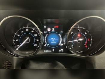 Used Jaguar F-Pace 2018 for sale - 78384660: Photo