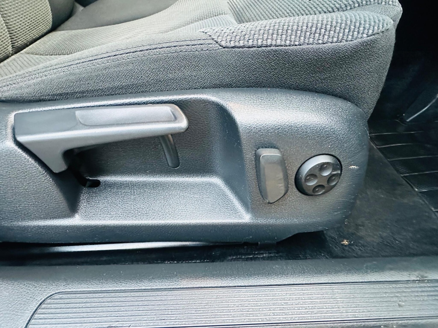 Used Volkswagen Passat 2007 for sale - 75950010: Photo 14