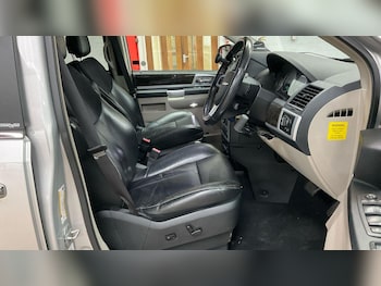 Used Chrysler Grand Voyager 2012 for sale - 77925312: Photo