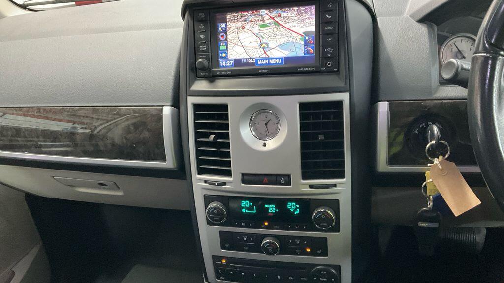 Used Chrysler Grand Voyager 2012 for sale - 77925312: Photo 5