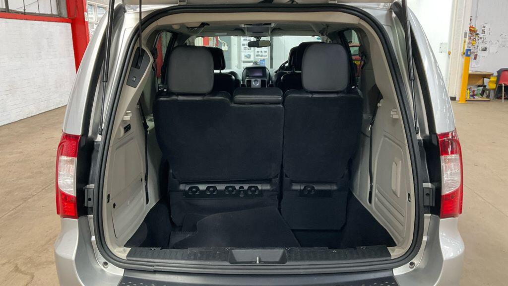 Used Chrysler Grand Voyager 2012 for sale - 77925312: Photo 7