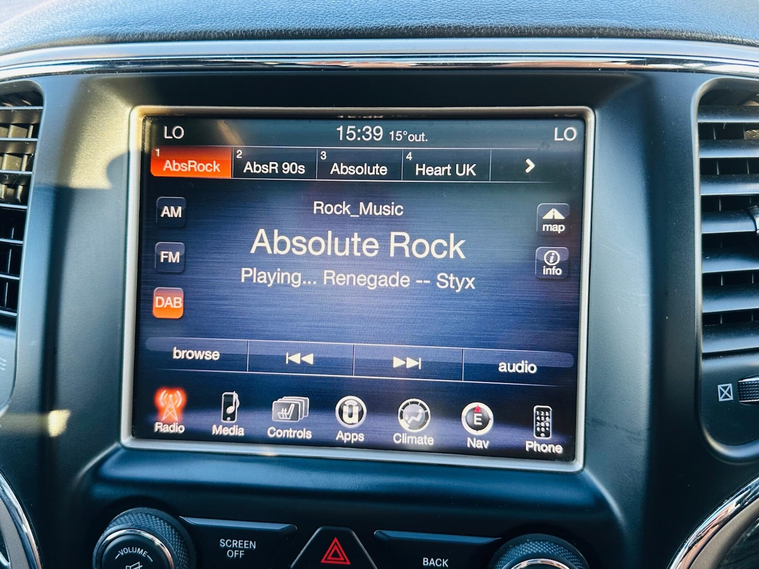 Used Jeep Grand Cherokee 2015 for sale - 77162984: Photo 36