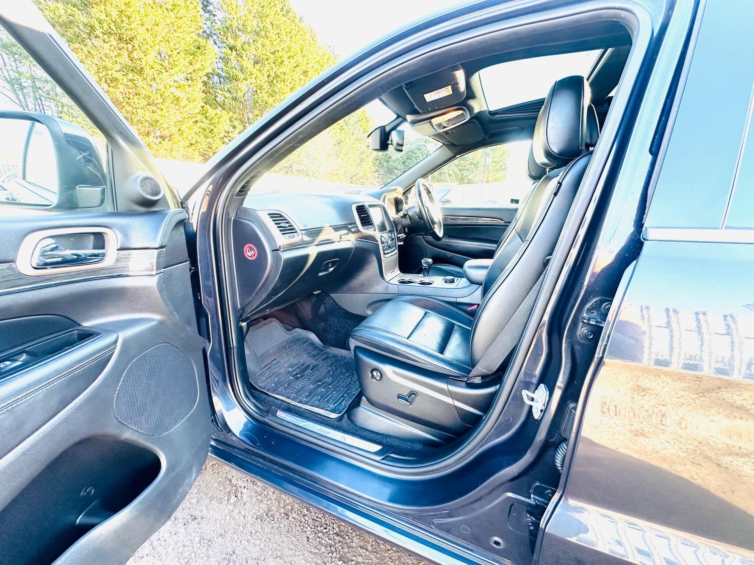 Used Jeep Grand Cherokee 2015 for sale - 77162984: Photo 62