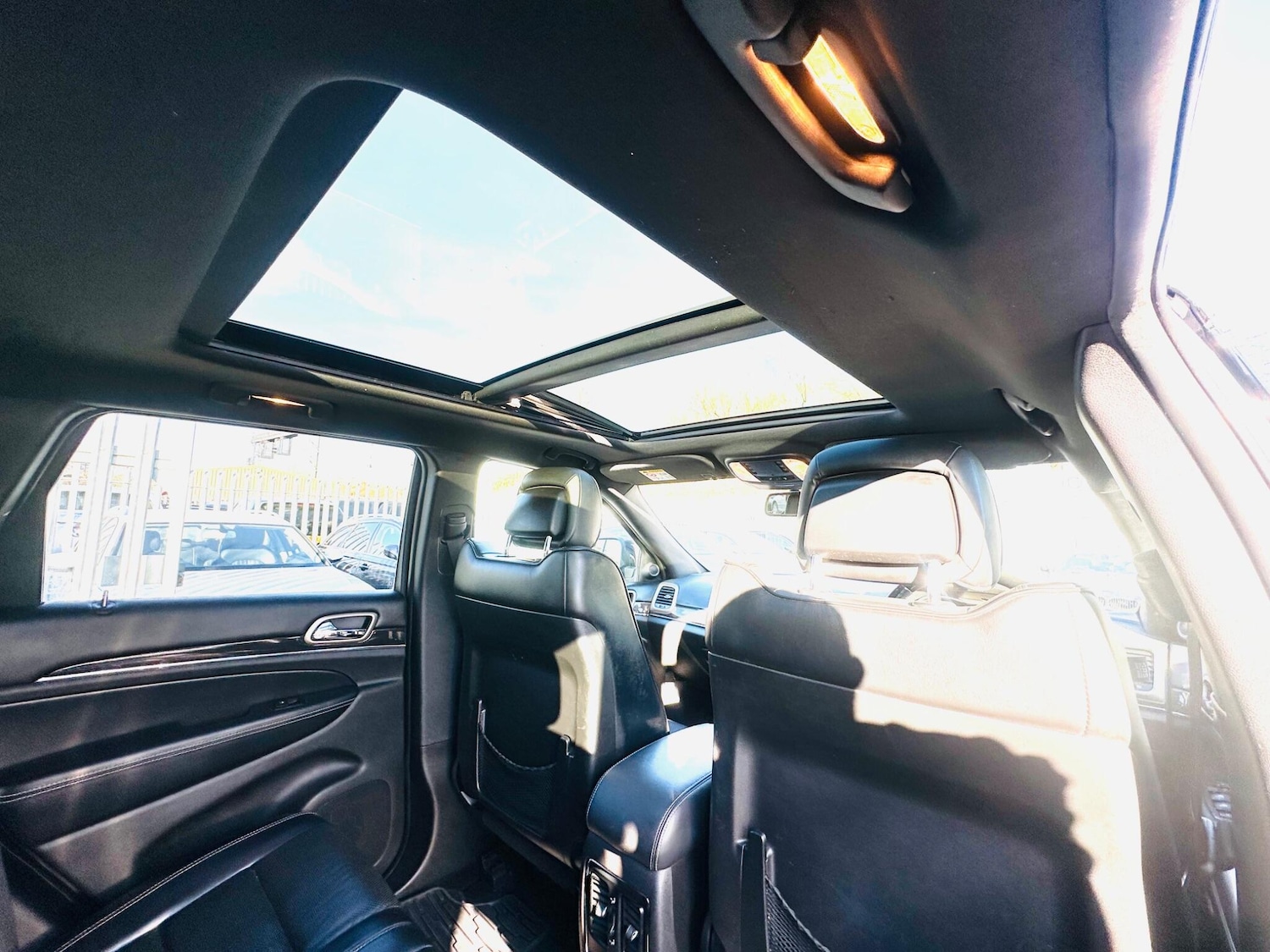 Used Jeep Grand Cherokee 2015 for sale - 77162984: Photo 65