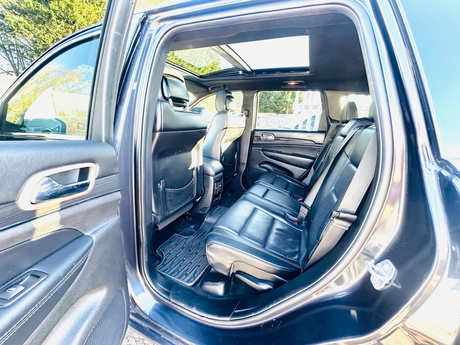 Used Jeep Grand Cherokee 2015 for sale - 77162984: Photo 67