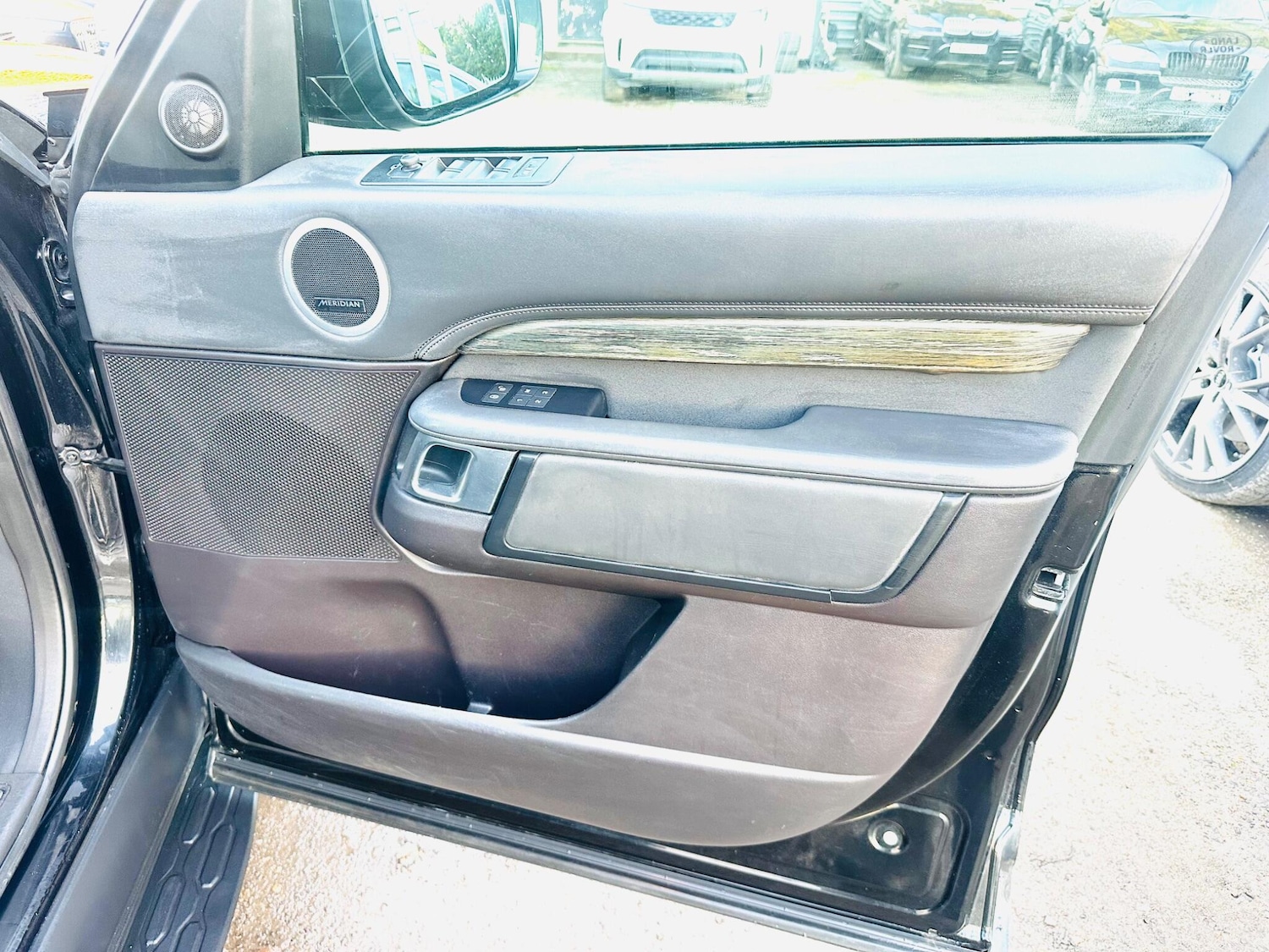 Used Land Rover Discovery 2018 for sale - 75414218: Photo 24