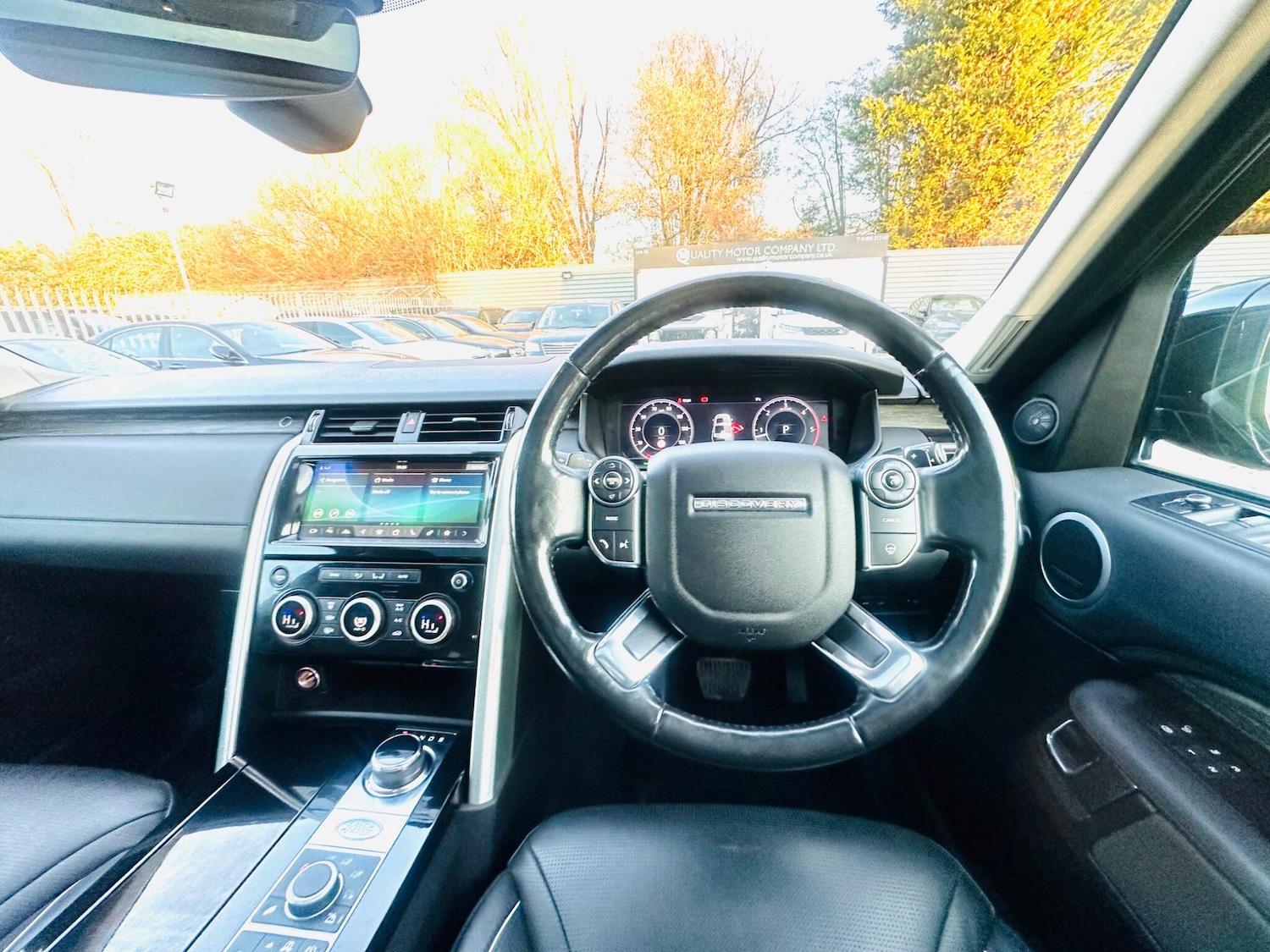 Used Land Rover Discovery 2018 for sale - 75414218: Photo 30