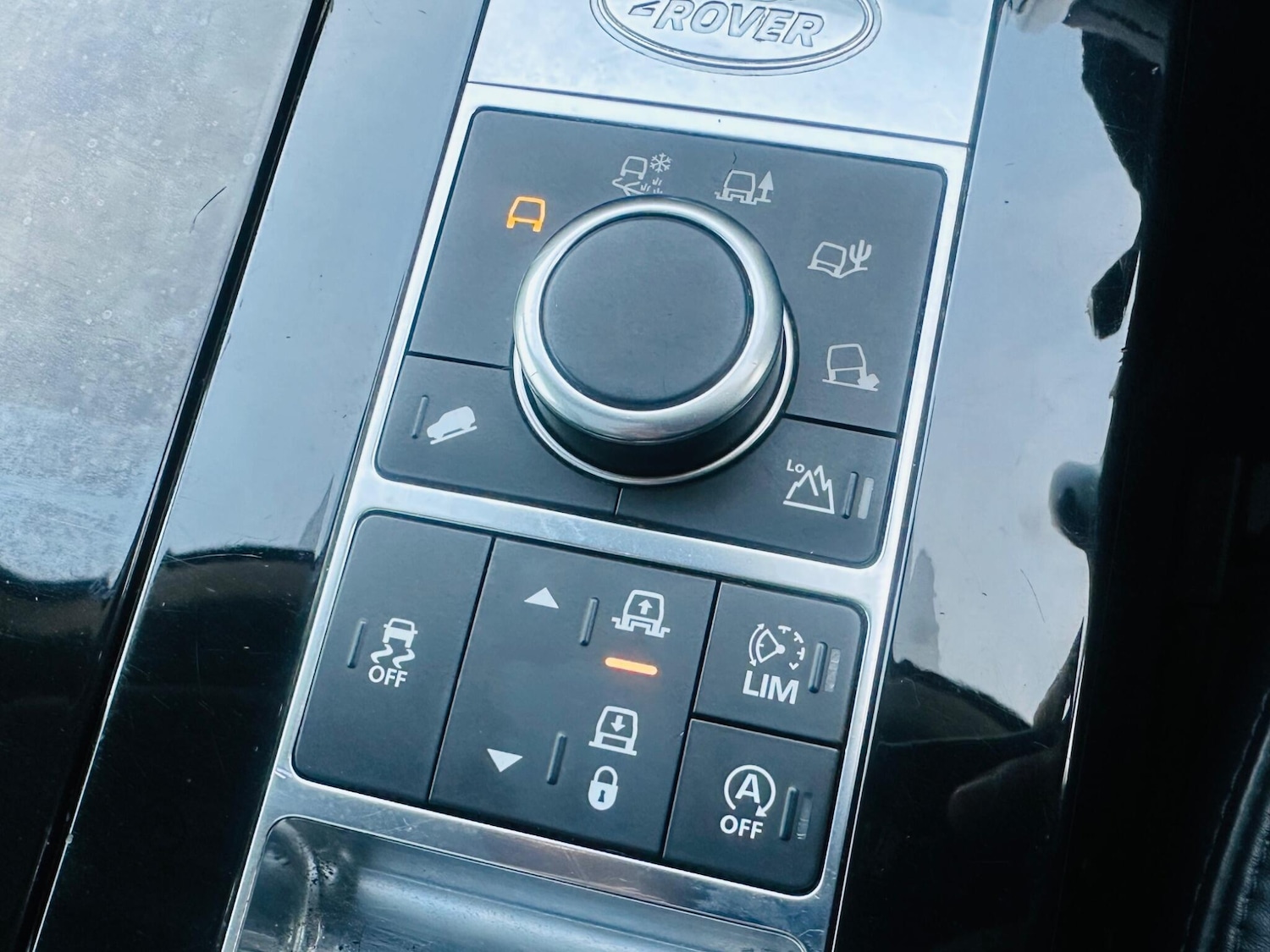 Used Land Rover Discovery 2018 for sale - 75414218: Photo 60