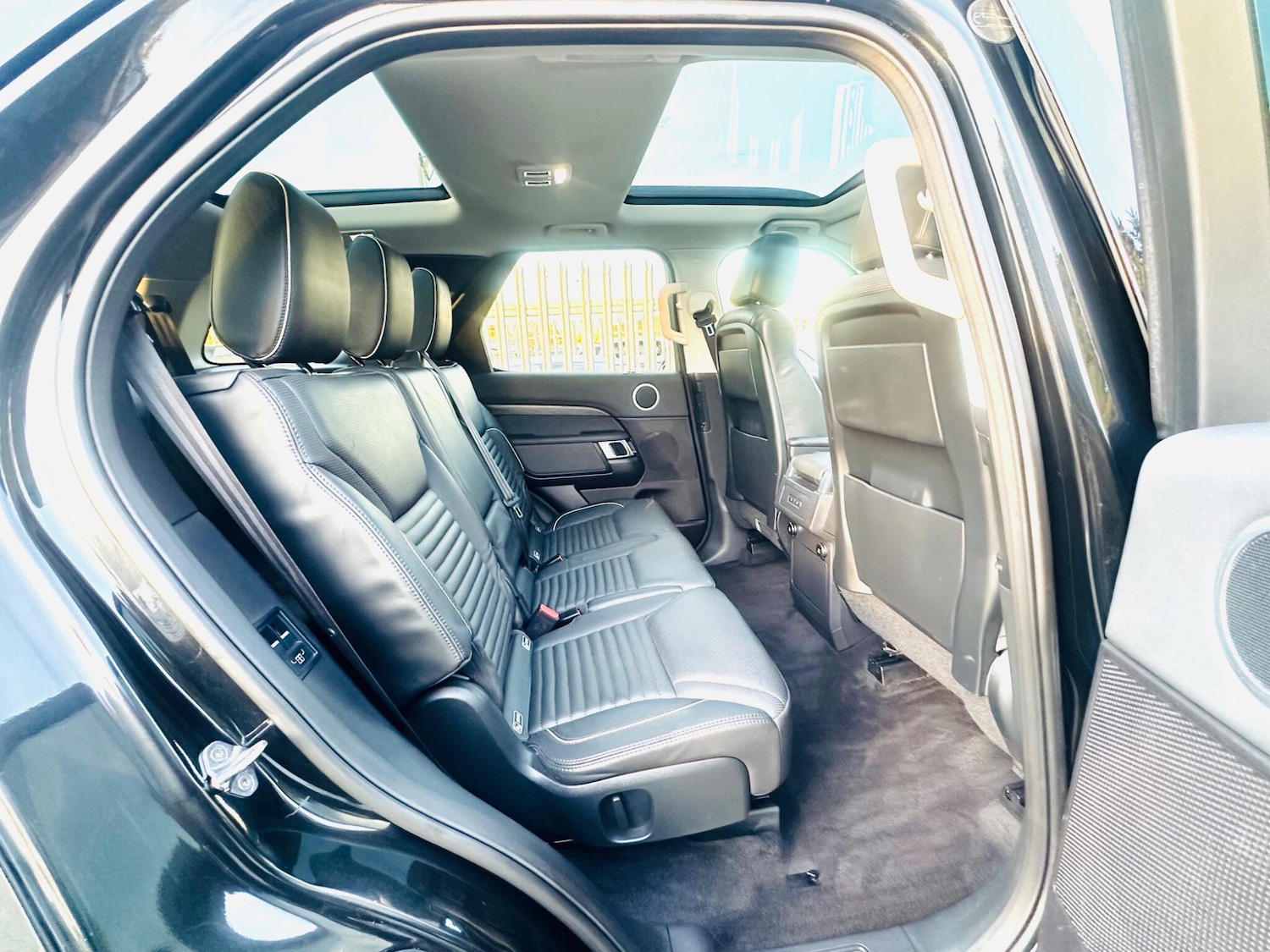 Used Land Rover Discovery 2018 for sale - 75414218: Photo 67