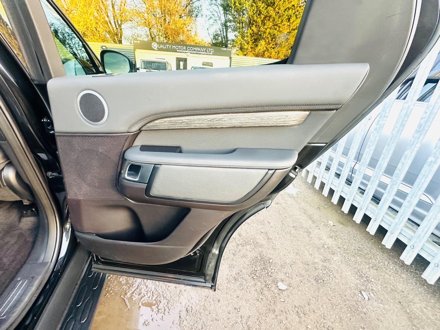 Used Land Rover Discovery 2018 for sale - 75414218: Photo 71