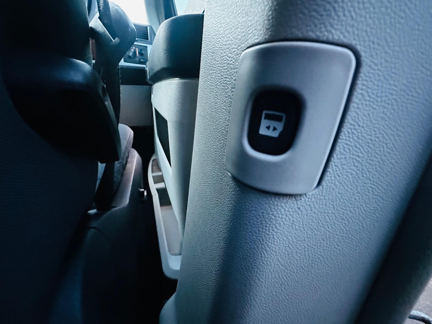 Used Chrysler Grand Voyager 2008 for sale - 76456782: Photo 31