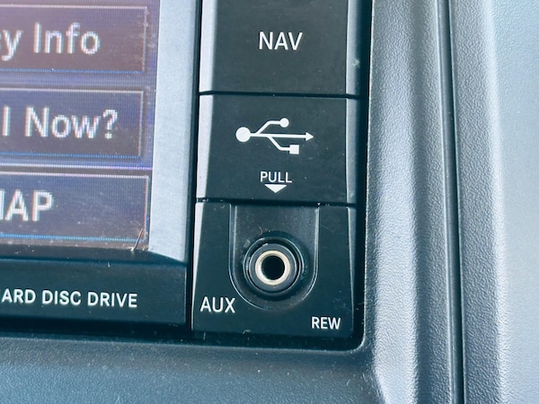Used Chrysler Grand Voyager 2009 for sale - 74442215: Photo 42