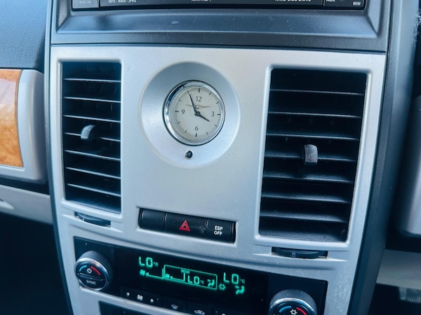 Used Chrysler Grand Voyager 2009 for sale - 74442215: Photo 43