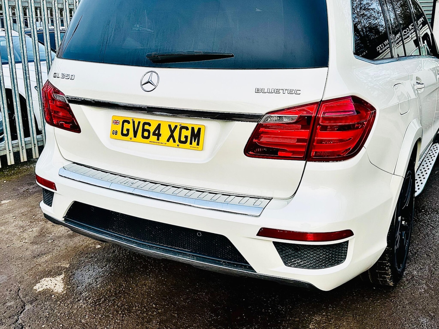 Used Mercedes-Benz GL Class 2014 for sale - 76990463: Photo 17