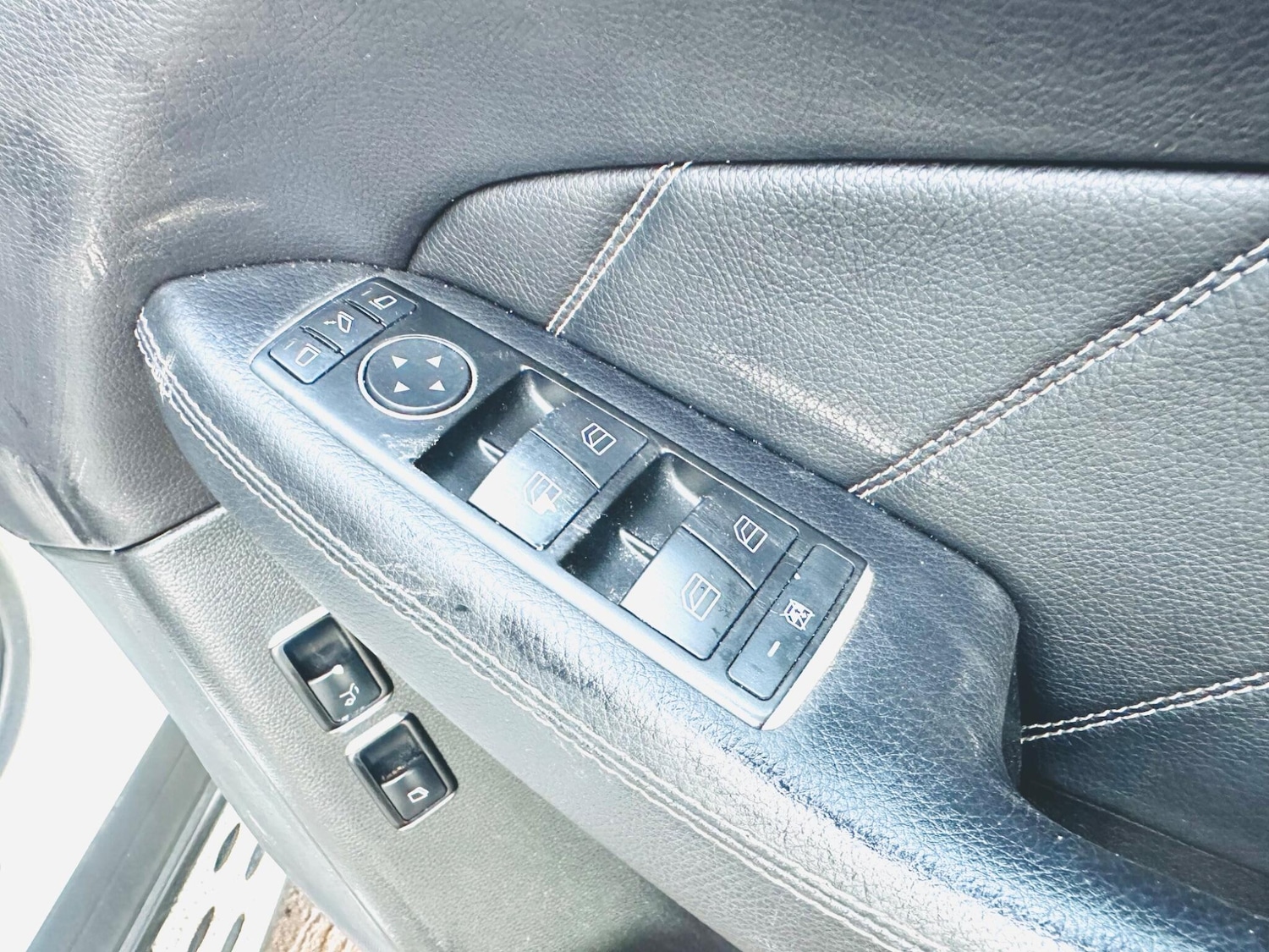 Used Mercedes-Benz GL Class 2014 for sale - 76990463: Photo 23