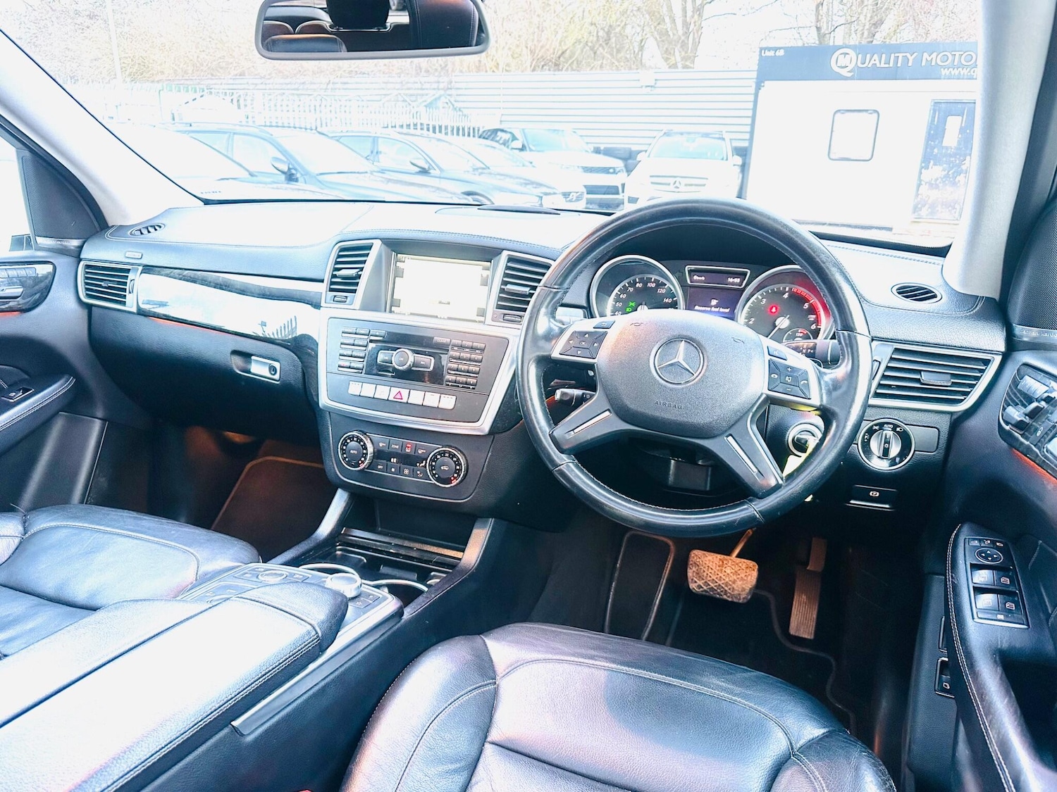 Used Mercedes-Benz GL Class 2014 for sale - 76990463: Photo 27