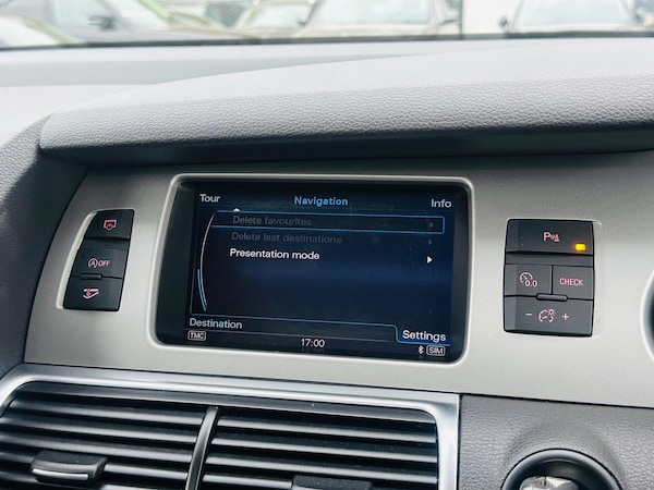 Used Audi Q7 2015 for sale - 75539903: Photo 33