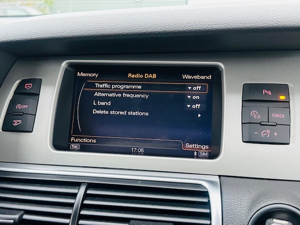 Used Audi Q7 2015 for sale - 75539903: Photo 53