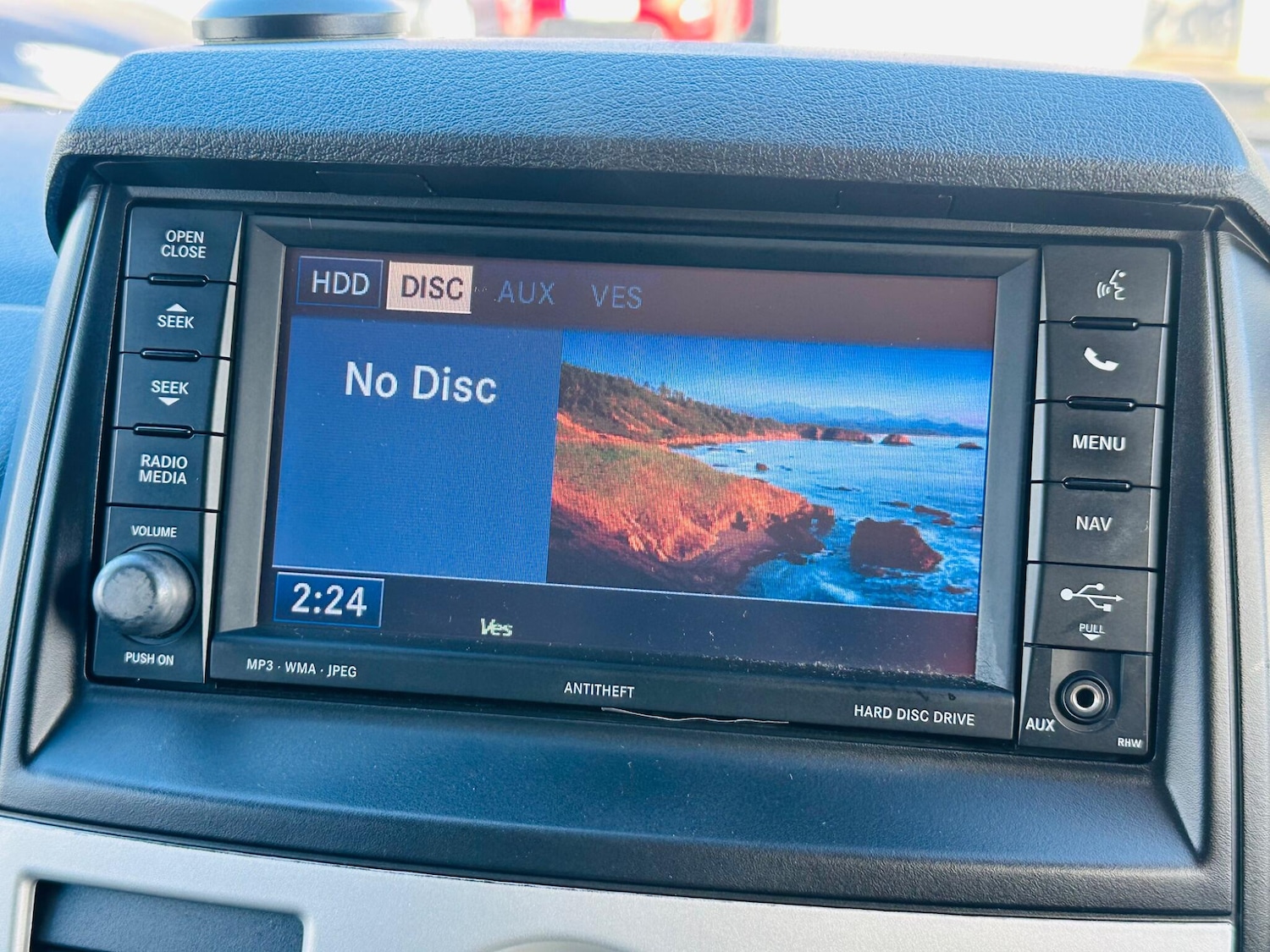 Used Chrysler Grand Voyager 2014 for sale - 76995734: Photo 33