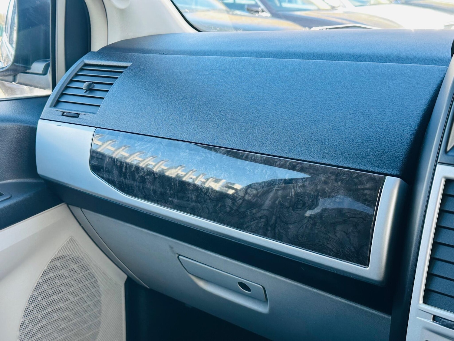 Used Chrysler Grand Voyager 2014 for sale - 76995734: Photo 44