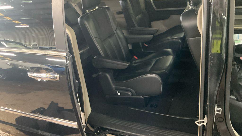 Used Chrysler Grand Voyager 2014 for sale - 76995734: Photo 6
