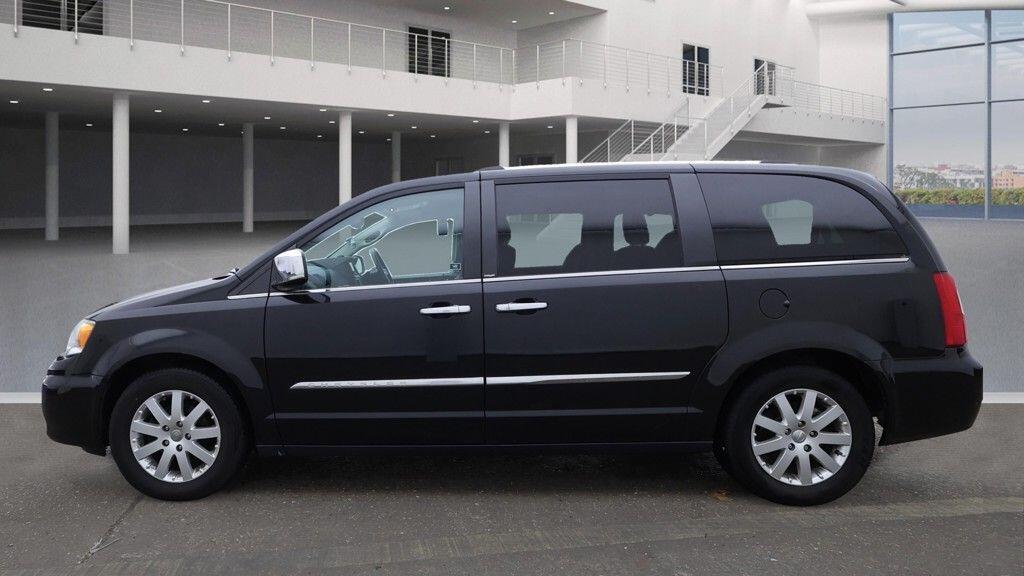 Used Chrysler Grand Voyager 2014 for sale - 76995734: Photo 9
